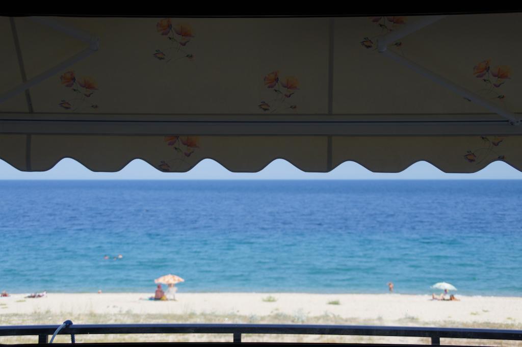 Ermioni Apartments Vrasná Dış mekan fotoğraf