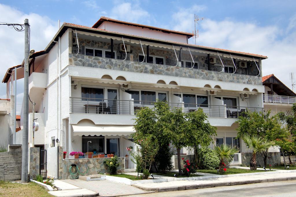 Ermioni Apartments Vrasná Dış mekan fotoğraf