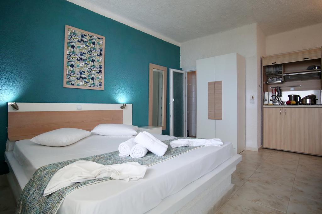 Ermioni Apartments Vrasná Dış mekan fotoğraf