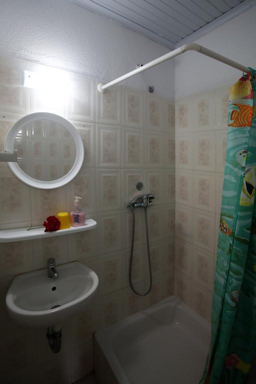 Ermioni Apartments Vrasná Dış mekan fotoğraf
