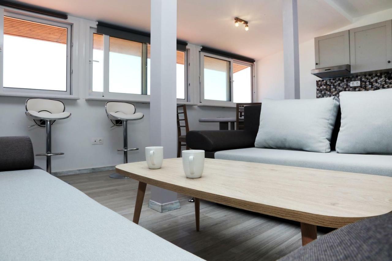 Ermioni Apartments Vrasná Dış mekan fotoğraf